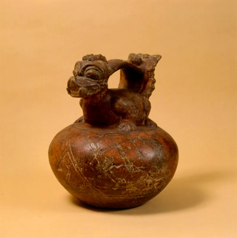 Alcarraza con figura zoomorfa.
Calima. 27 x 22 cm.