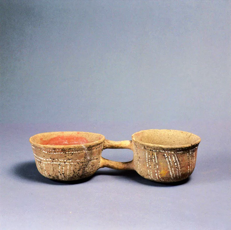 Vasija doble. Tierradentro.
5.5 x 24 cm.