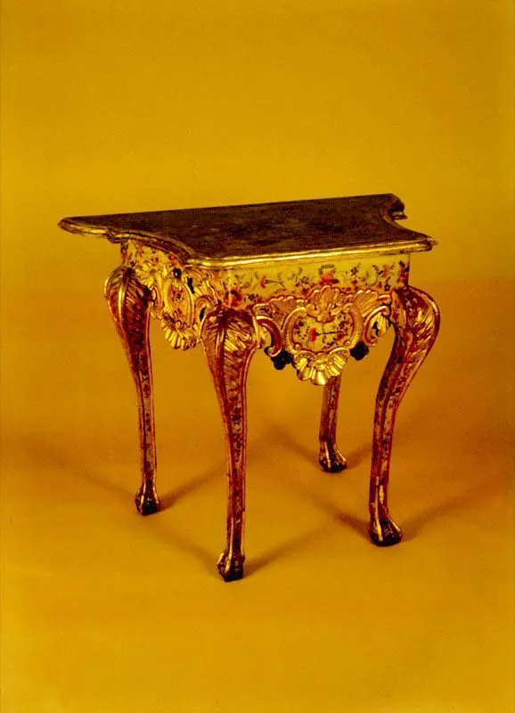 Annimo.
	Consola mestiza.Siglo XVIII.
	90.5 x 107 x 57 cm. 
