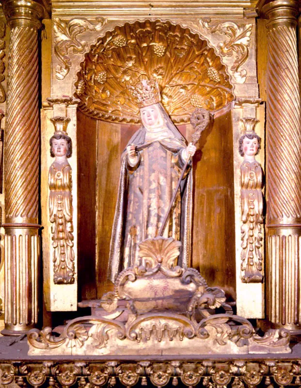Anónimo.
Santa Clara de Asís. Siglo XVII
Madera policromada.
1,75 x 66 cm.