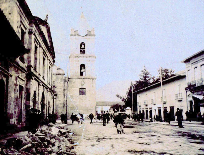 Henry Duperly.
	Iglesia de San Francisco.
	Fotografa. 1895.
 