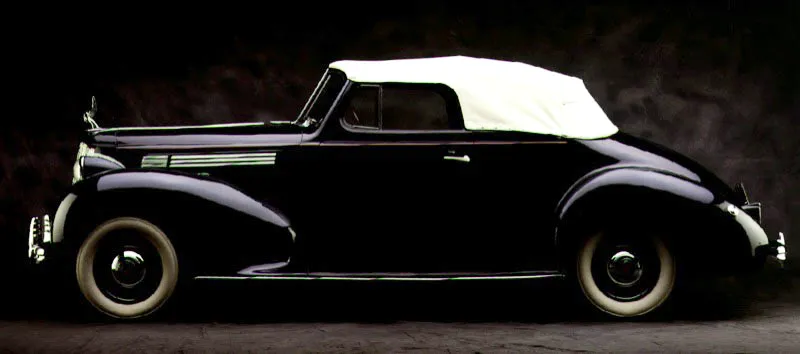 Packard 120 Cupe Convertible, 1938. 