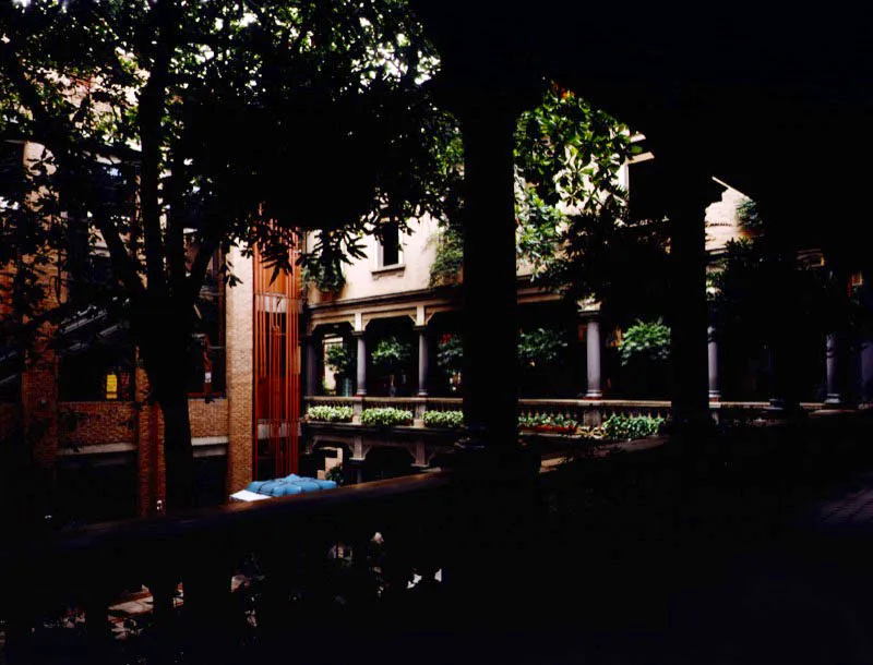 Centro Comercial Villanueva, Medellín