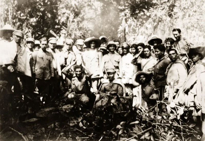 En medio de las dificultades de todo orden, del entorno salvaje de la selva, del clima torrdo inclemente, de la alta morbilidad por causa de las enfermedades tropicales, la elevada moral de las tropas, surgida de un patriotismo poderoso, se sostuvo imperita a lo largo del conflicto. 