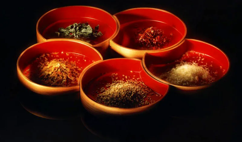 Setas cocidas en salsa, Shitake no terini. Fríjoles rojos dulces, Mame no amani. Matthew Leighton