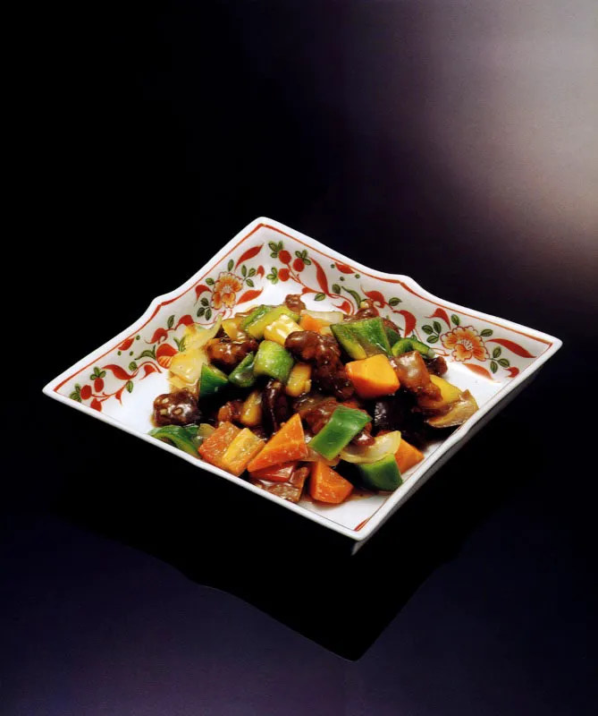 Carne de cerdo agridulce, Subuta.
Matthew Leighton