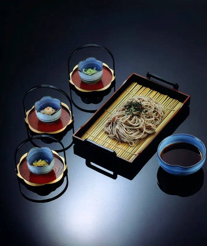 Tallarines fríos con salsa, Zaru soba. Matthew Leighton