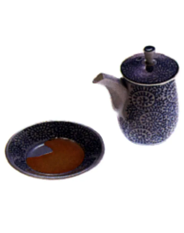 Rayu layu, Aderezo de vinagre y salsa de soya.
Matthew Leighton