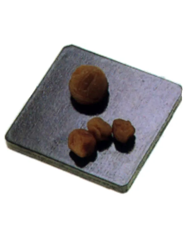 Umeboshi, Encurtidos de ciruelas secas.
 Matthew Leighton