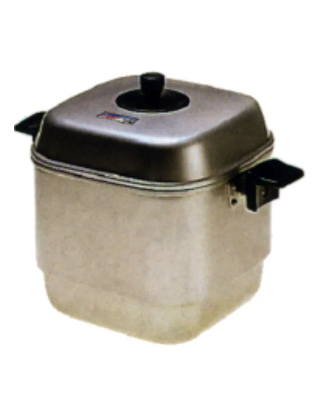 Olla para cocinar al vapor, con base interior perforada.
Matthew Leighton