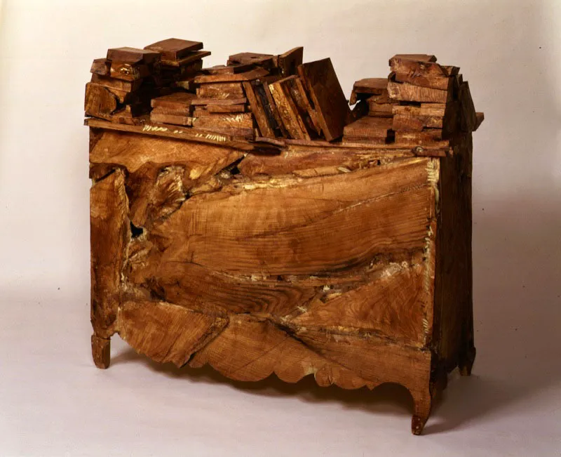 Bodegón con libros. 1993. Madera. 123 x 138 x 69 cm