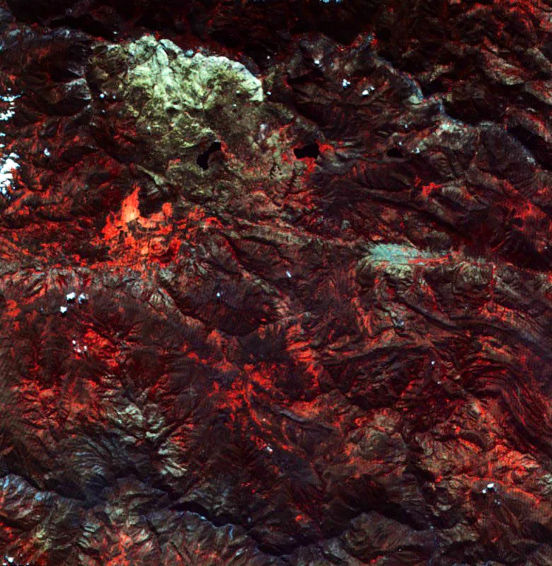 Región del interior de los Andes peruanos
denominado “piso Quechua”. Departamento de Cuzco.