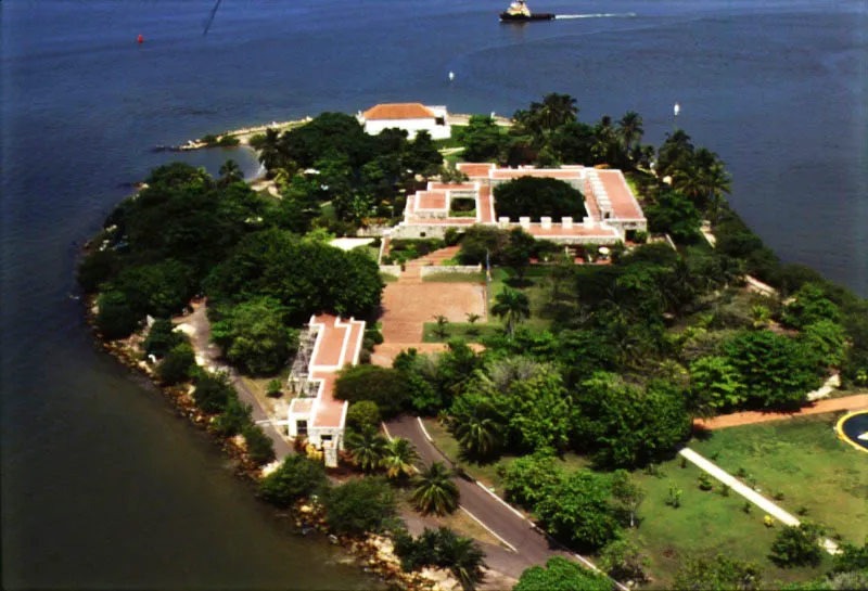 Vista area del conjunto desde el sur. 