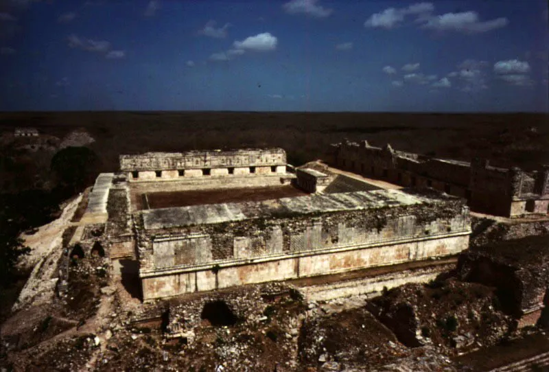 Uxmal, Mxico. Palacio de Las Monjas. 