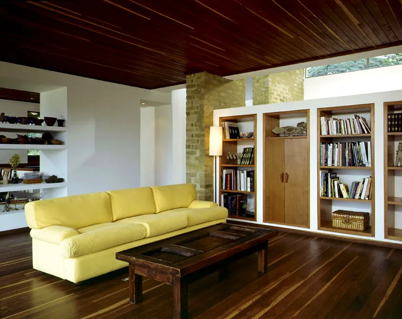 Casa El Divisadero.
Vereda Canica Alta, Subachoque, Cundinamarca. 1999