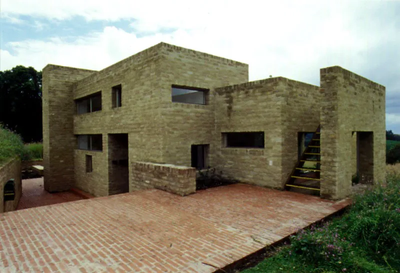 Casa El Divisadero.
Vereda Canica Alta, Subachoque, Cundinamarca. 1999 