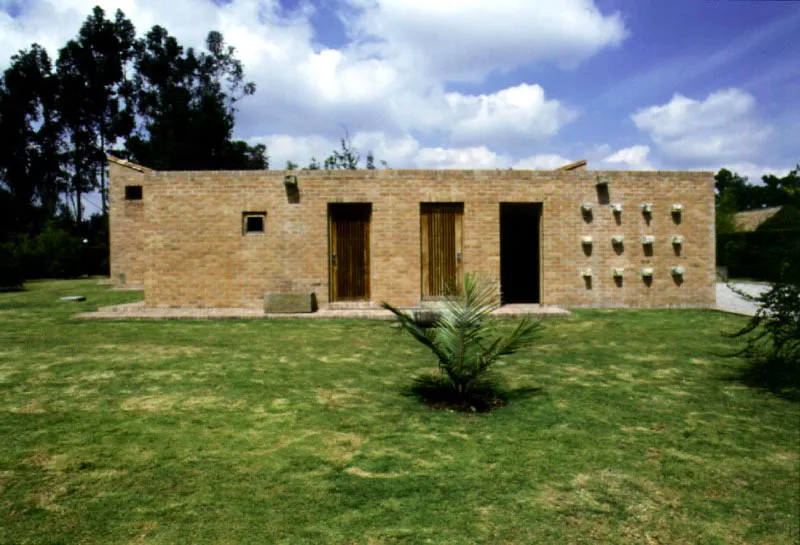 Casa La Balsa.
Cha, Cundinamarca. 1998
 