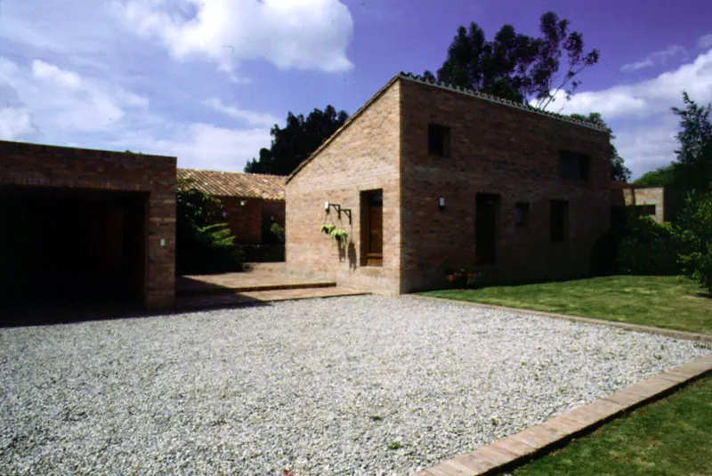 Casa La Balsa.
Cha, Cundinamarca. 1998
 