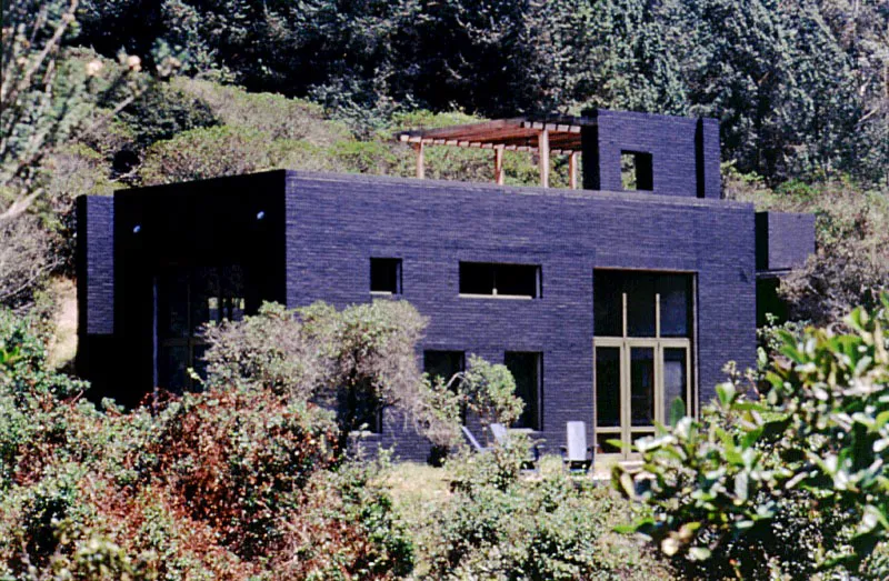 Casa El Cedro.
Sesquilé, Cundinamarca, 2000.