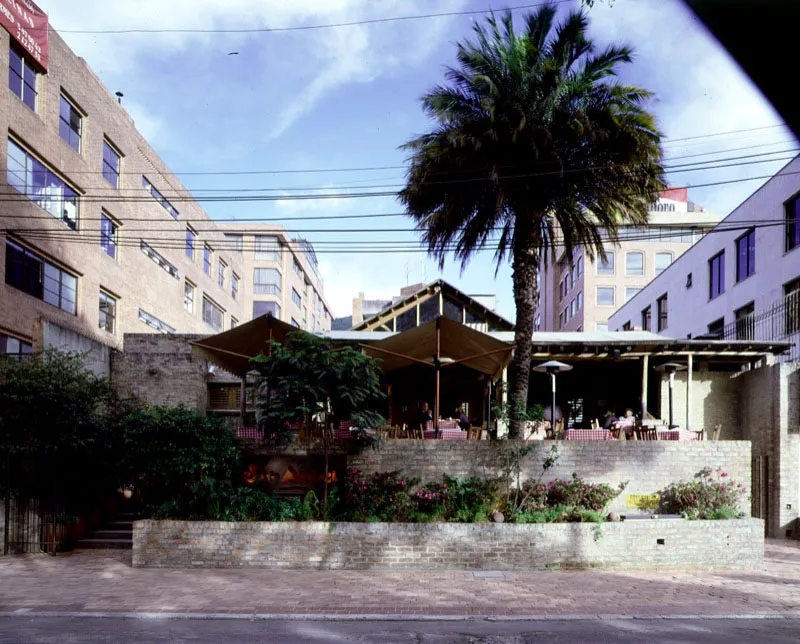 Restaurante San Ángel.
El Chicó, Bogotá D.C. 1995