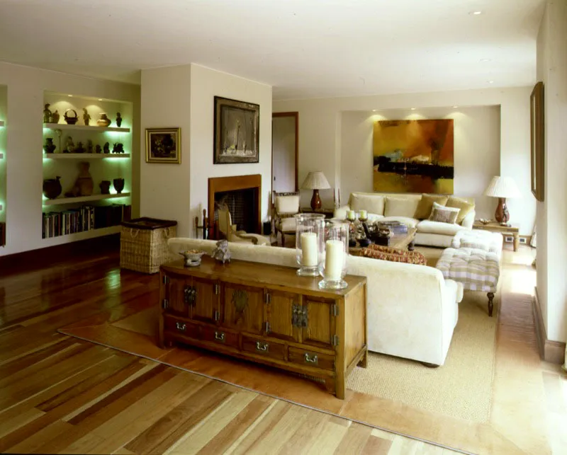 Apartamento Santa Bárbara Alta.
Bogotá D.C. 1997