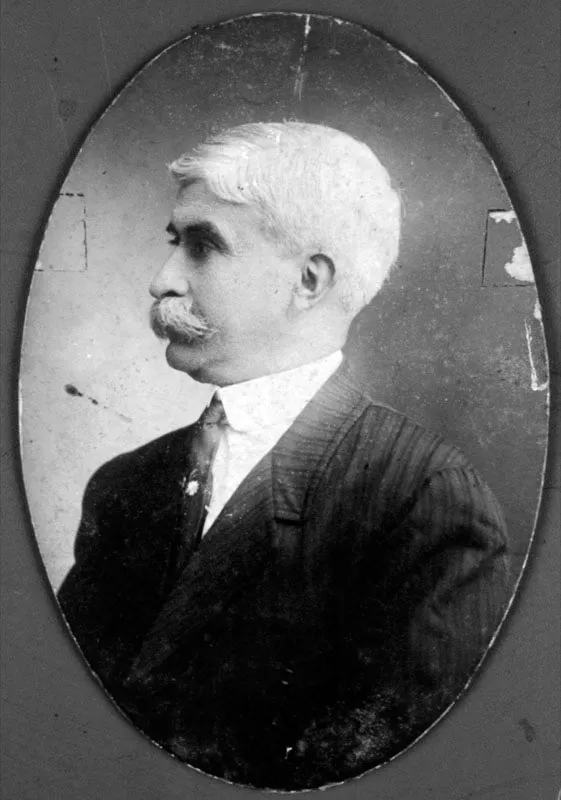 Rafael Valdés Quiroa, de la finca San Rafael Urías, Antigua.