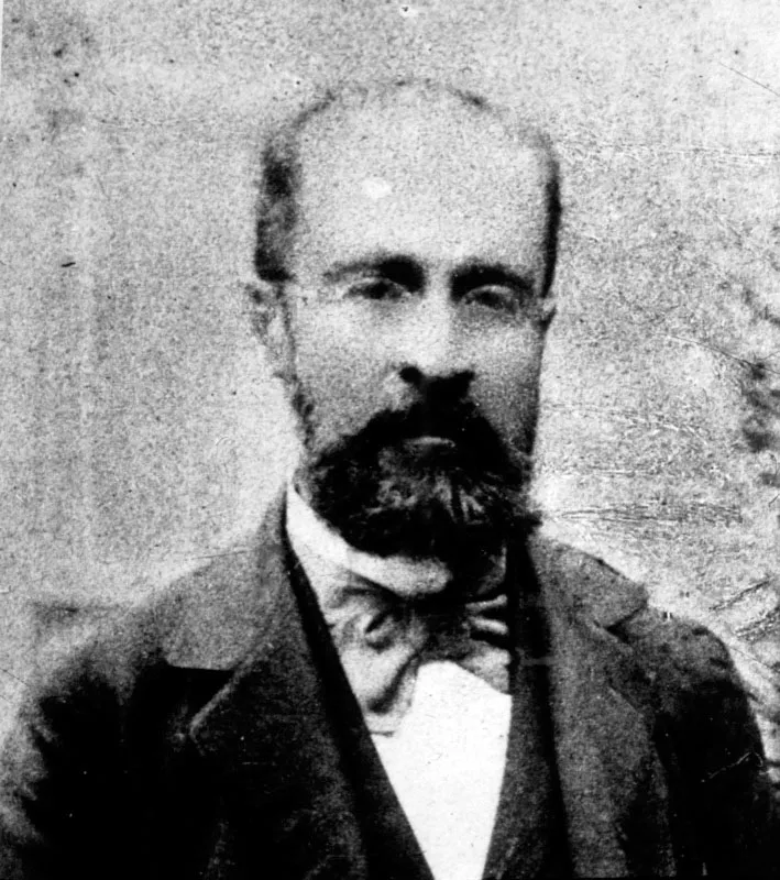 Juan José Rodríguez Luna, recibió la medalla de honor por su valiosa colaboración en la Exposición Internacional Panama-Pacific, San Francisco, California, 1915.