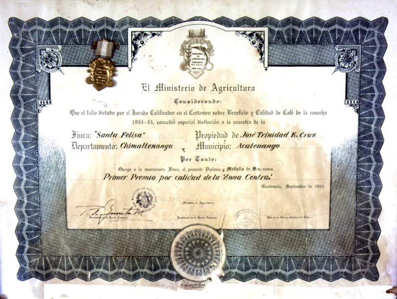 Reconocimiento a la finca Santa Felisa, Chimaltenango 1945.