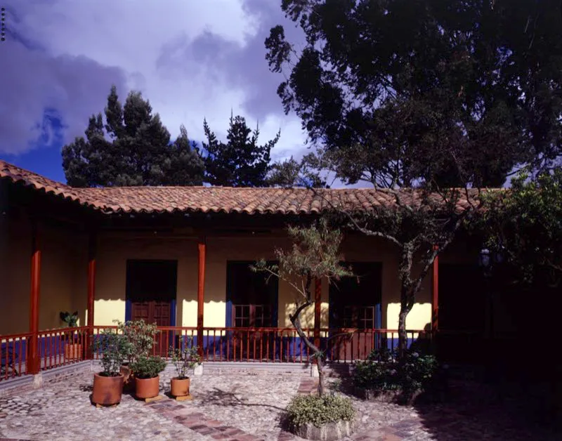 Casa de la Hacienda Montes.
Museo de Nario, Bogot. 1997. Antonio Castaeda Buraglia