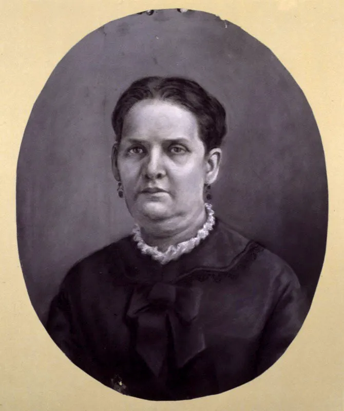 Manuela de la Vega de Vélez, bisabuela paterna. ca. 1890. Carboncillo.