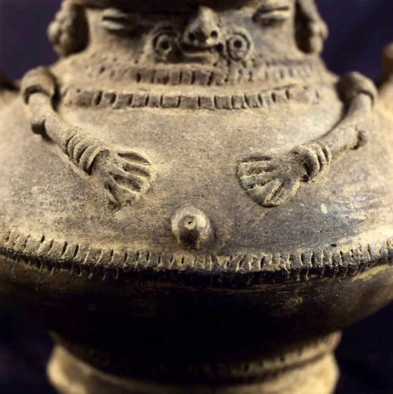 Cultura Chimila. Cántaro antropomorfo
Cerámica, 17,7 x 25 cm (diámetro)