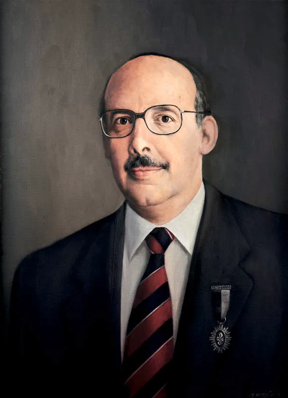 Rector lvaro Tafur Galvis. 
(1978-1986). 
leo sobre tela, 84 x 66 cm, 1986. 
Justiniano Durn 