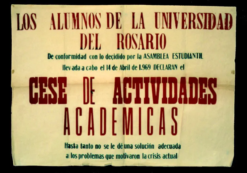La revolución de mayo de 1968, con epicentro en París, también llegó hasta el claustro, como lo muestra este afiche.