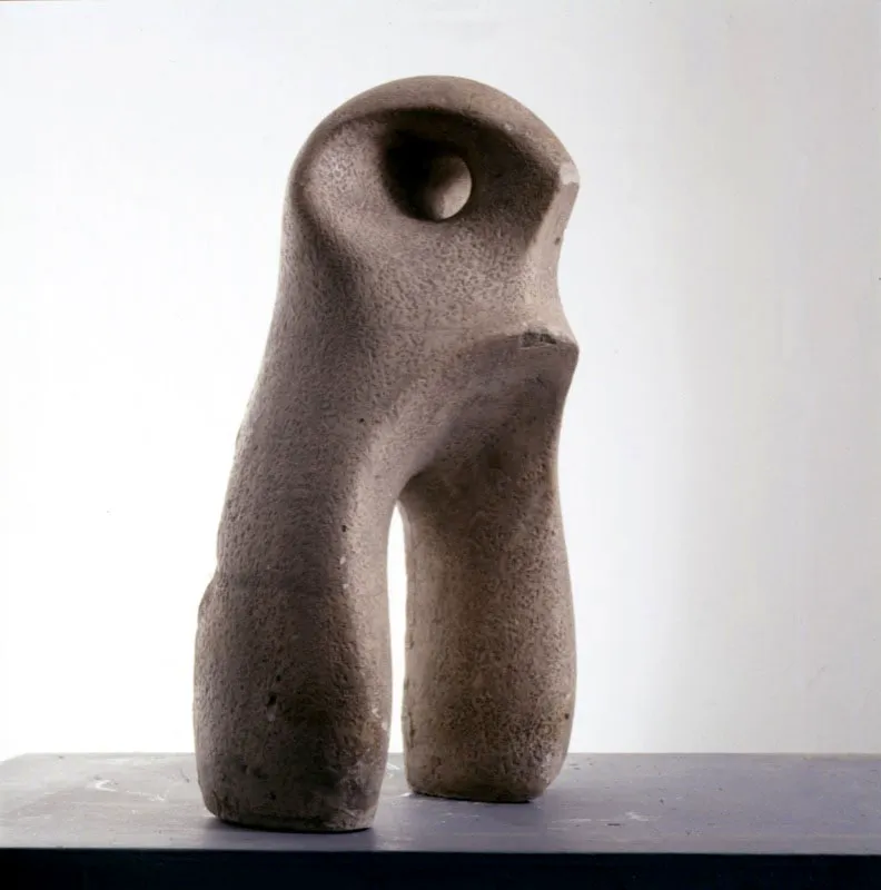 Job / 1944 / Yeso / 50 x 33 x 23 cm