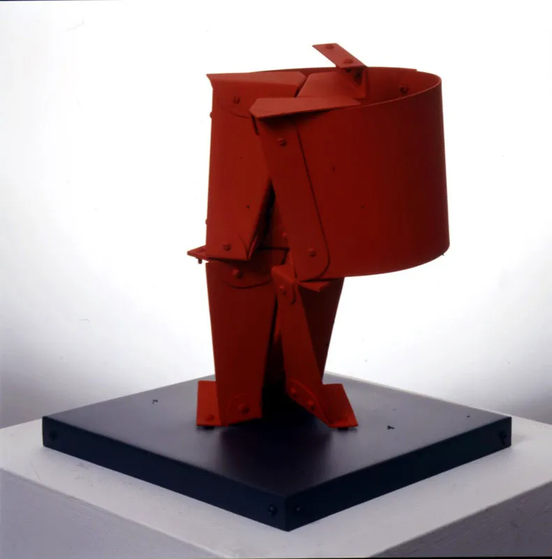 Navegante / 1977 / Aluminio pintado / 40 x 34 x 34 cm