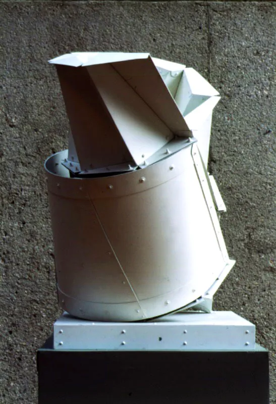 Navegante / 1974 / Aluminio pintado / 130 x 125 x 80 cm / Museo de Arte Moderno, Bogotá colombia