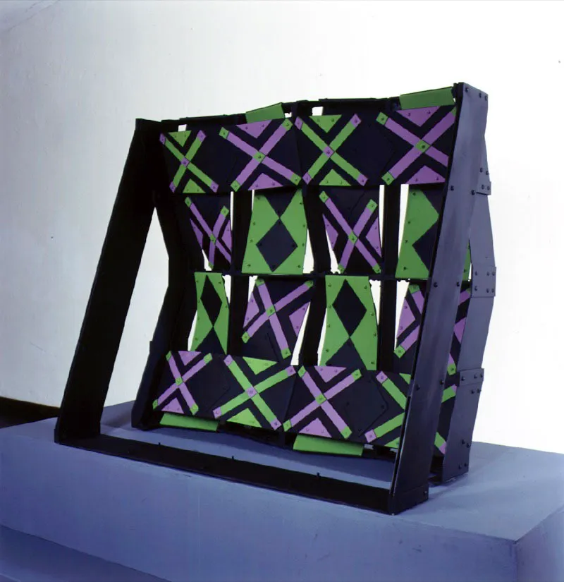 Manto (Gran tejido) / 1990 / Aluminio pintado / 98 x 111 x 55 cm