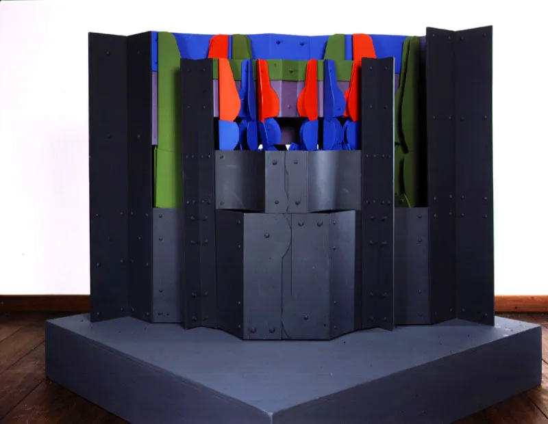 Objeto plumario / 1994 / Aluminio pintado / 103 x 137 x 67 cm