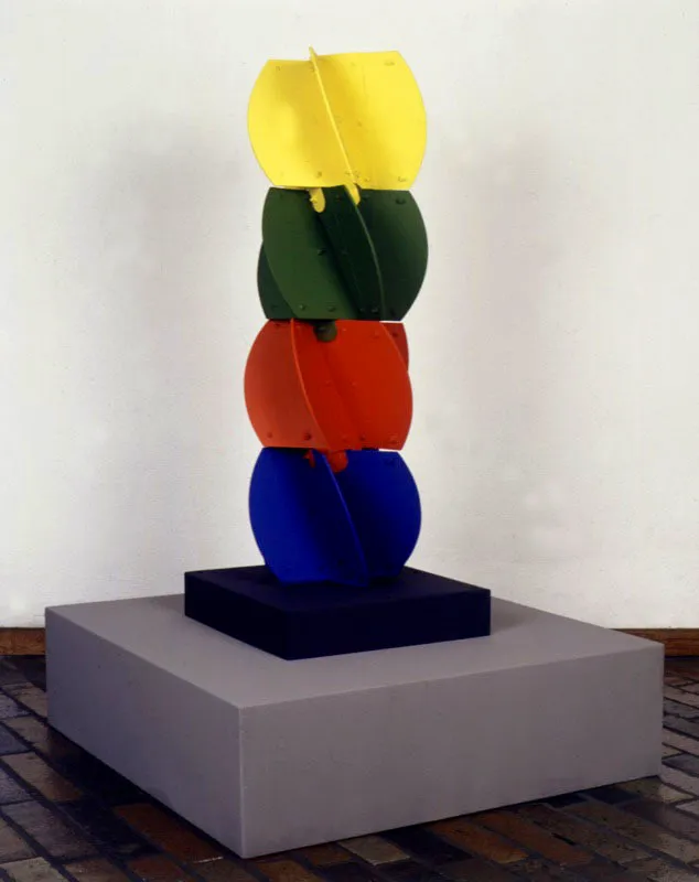 Juguete andino / 1988 / Aluminio pintado / 90 x 40 x 40 cm