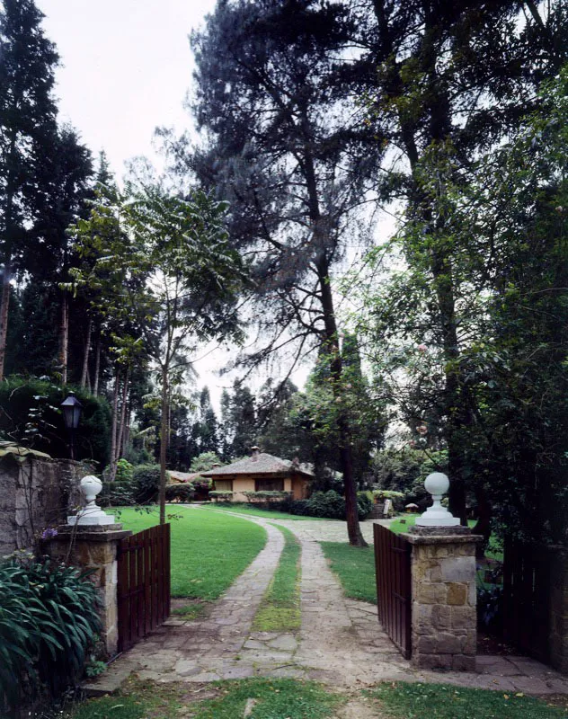 Tabio, Cundinamarca.  
Arquitectos Daniel Arango y Alberto Caballero Prieto Antonio Castaeda Buraglia