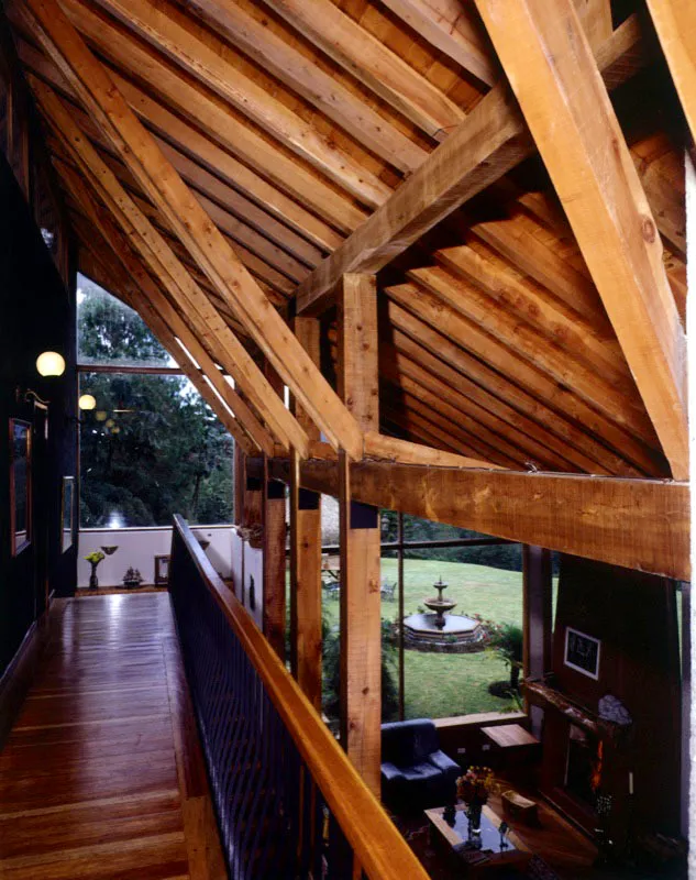 La Fe, Antioquia.  
Arquitectos Alejandro y Juan Bernardo Echeverri. Antonio Castaeda Buraglia