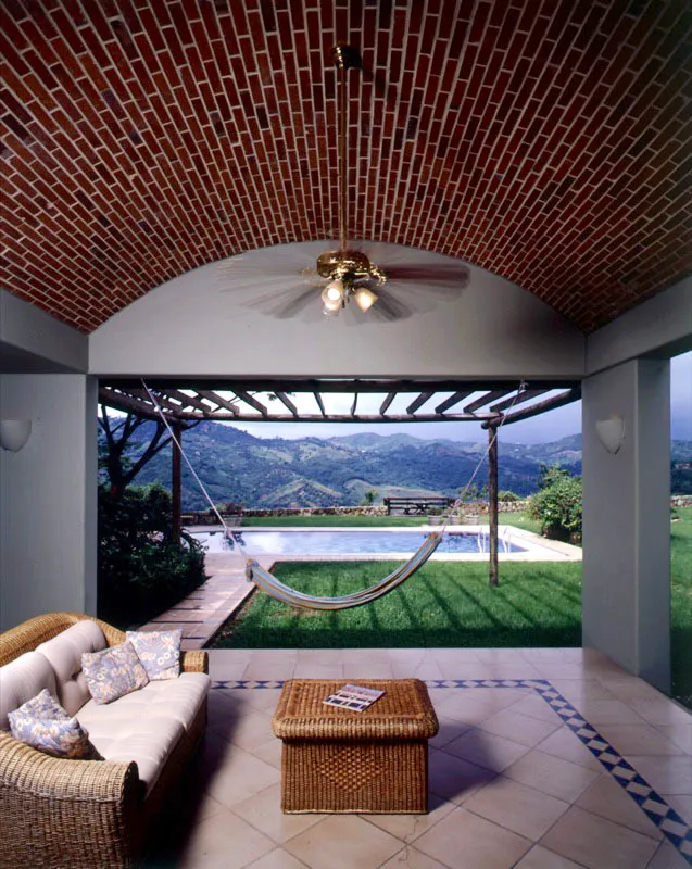 Anapoima, Cundinamarca, Arquitecta Cecilia Cifuentes De Caro.
Antonio Castañeda Buraglia