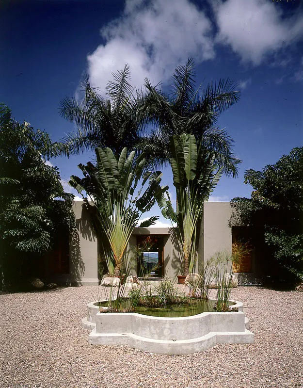 Anapoima, Cundinamarca.  
Arquitecto Jorge Jaramillo.
 Antonio Castaeda Buraglia