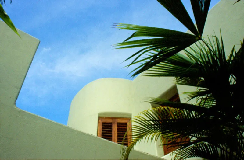 Anapoima, Cundinamarca.  
Arquitecta Cecilia Cifuentes de Caro Antonio Castaeda Buraglia