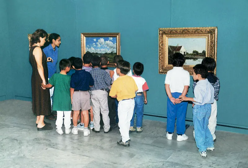 Visita de un grupo de niños a la exposición de Eugène Boudin, en agosto de 1998.