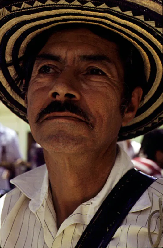 Tipos humanos: Bolvar, Antioquia.
 