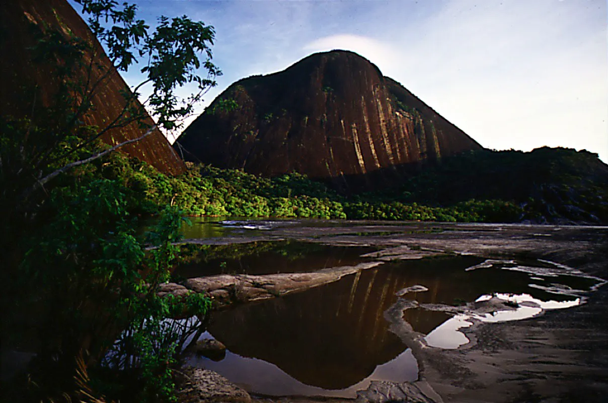 Cerros de Mavecure. Guana. 