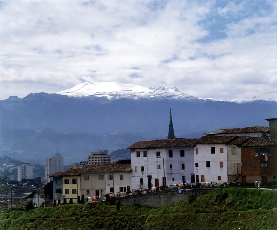 Nevado del Ruiz desde la ciudad de Manizales. Caldas.
