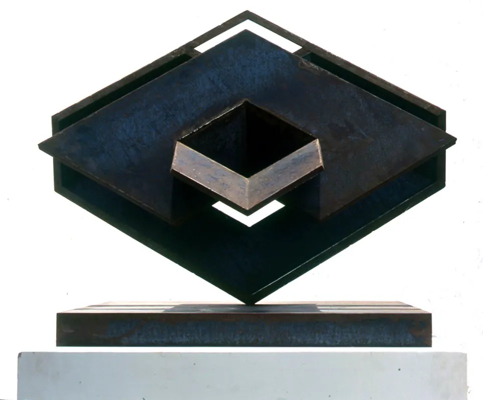 Eduardo Ramrez Villamizar, Escultura.
 