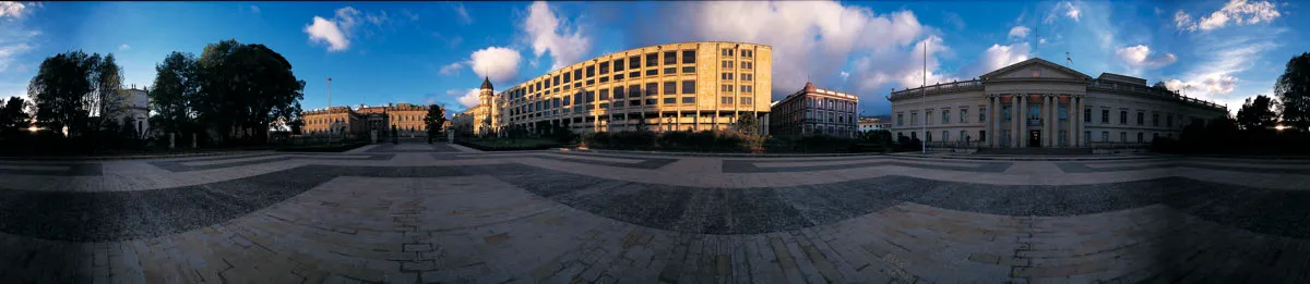 Observatorio Astronómico, Capitolio Nacional, Colegio de San Bartolomé, oficinas del Congreso de la República y plaza de armas de la Casa de Nariño. Cristóbal von Rothkirch